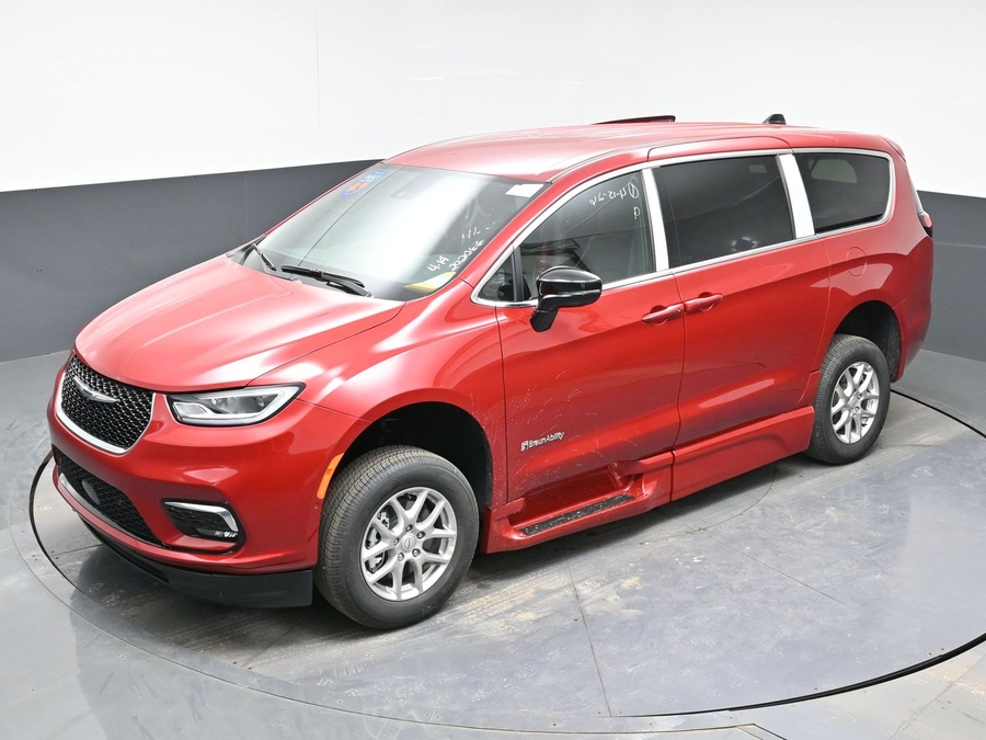 Red Chrysler Pacifica image number 8