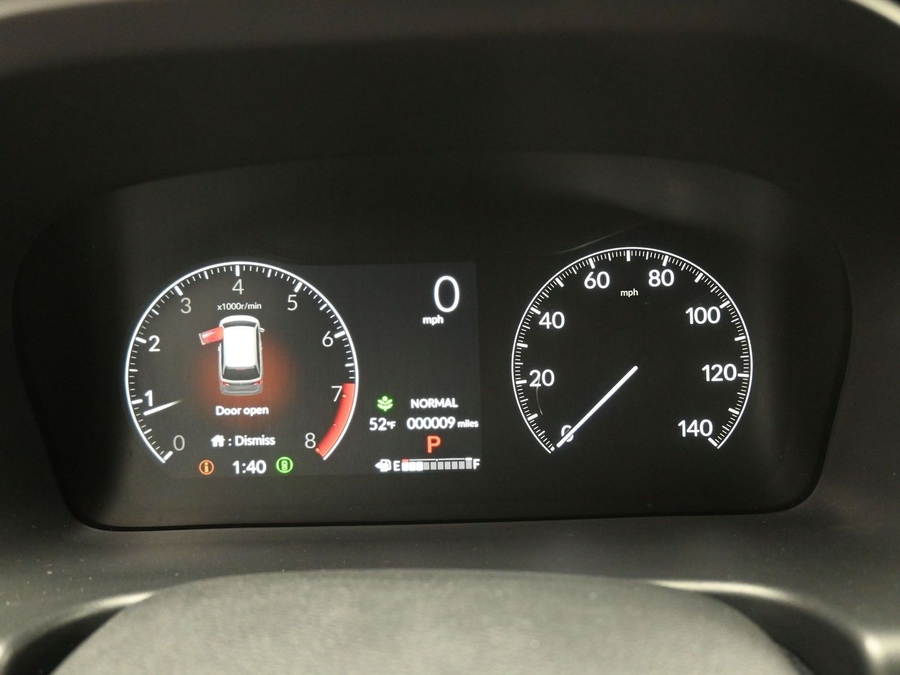 White Honda Odyssey image number 19