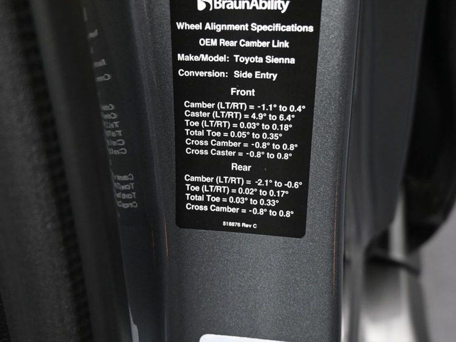 New 2026 Toyota Sienna Hybrid XLE Add - BraunAbility Side Entry Fold Out Automatic Ramp