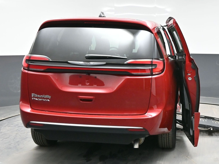 Red Chrysler Pacifica image number 5