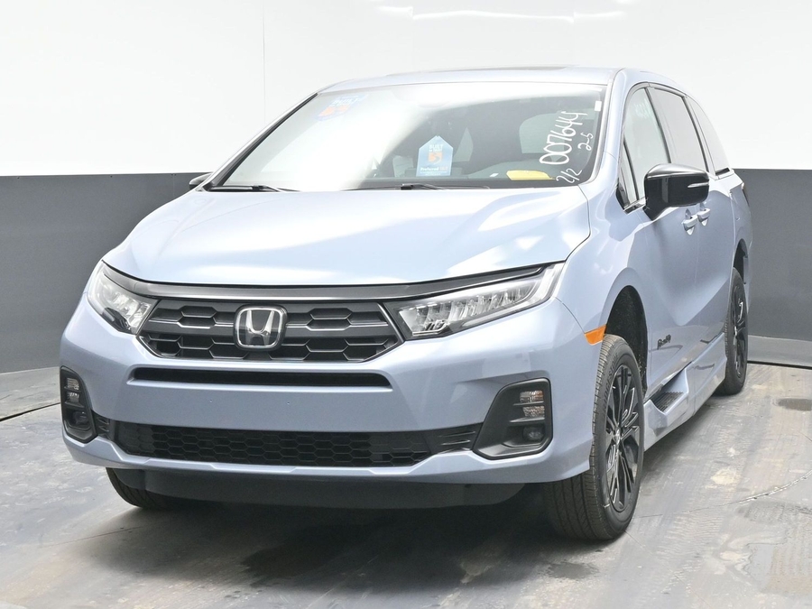 New 2026 Honda Odyssey Sport - BraunAbility Side Entry Entry In Floor Automatic Ramp