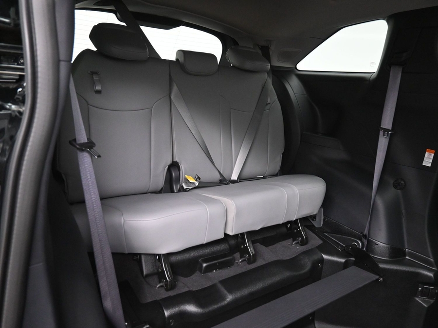 New 2025 Toyota Sienna Hybrid XLE Plus - BraunAbility Side Entry Entry Fold Out Automatic Ramp
