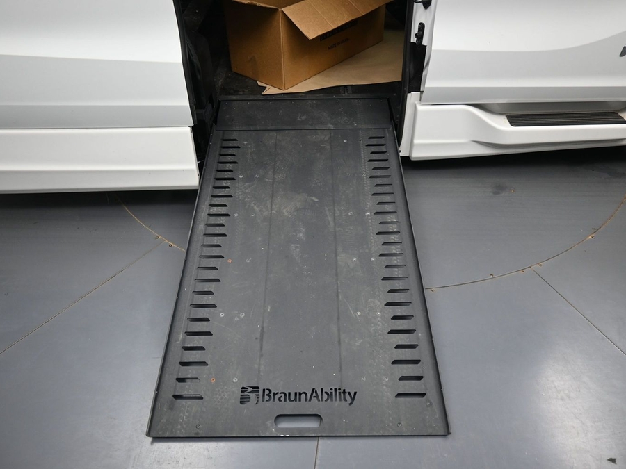Used 2025 Honda Odyssey Elite - BraunAbility Side Entry In Floor Automatic Ramp