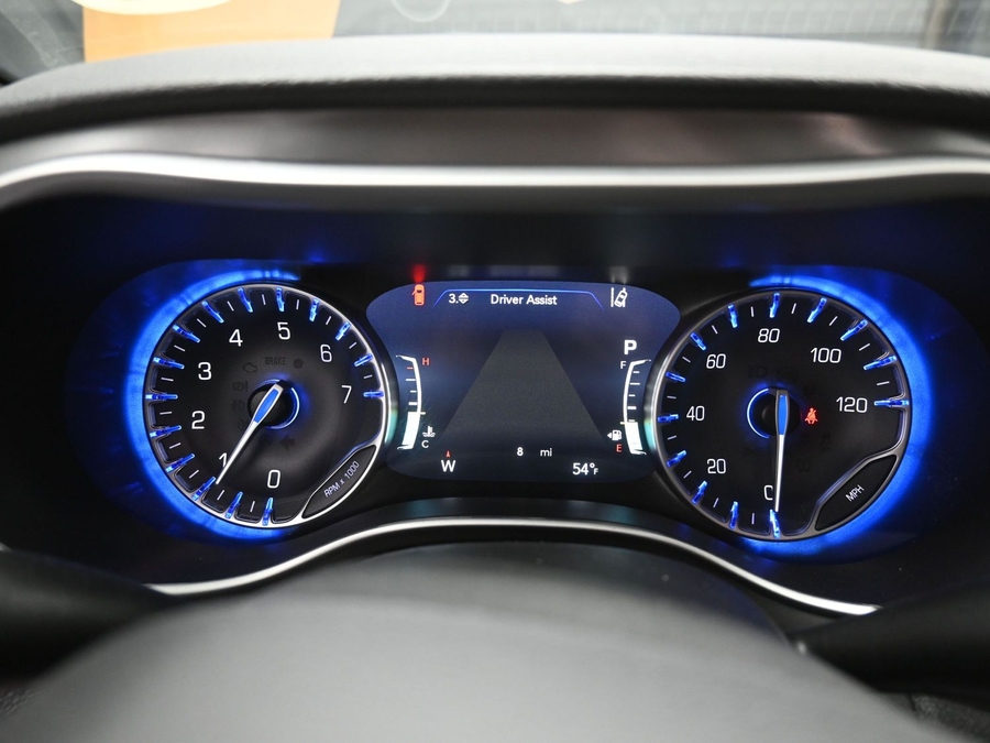 Black Chrysler Pacifica image number 15