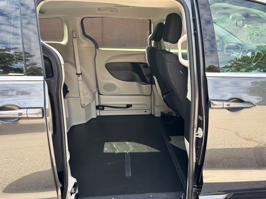 Used 2022 Chrysler Voyager LX - BraunAbility Side Entry Entry Fold Out Automatic Ramp