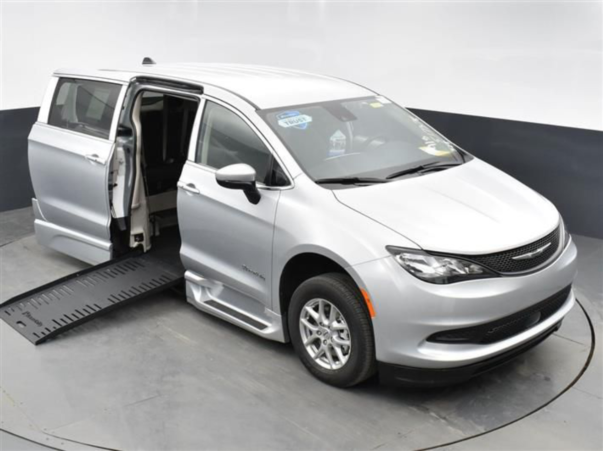 2023 CHRYSLER VOYAGER - Image 21