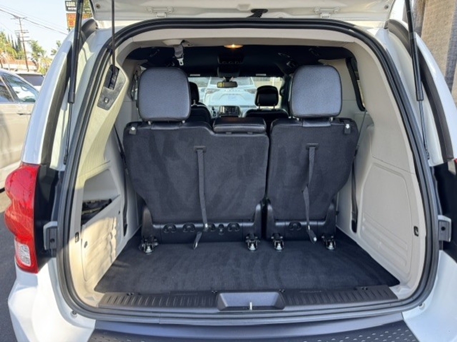  Dodge Grand Caravan image number 6