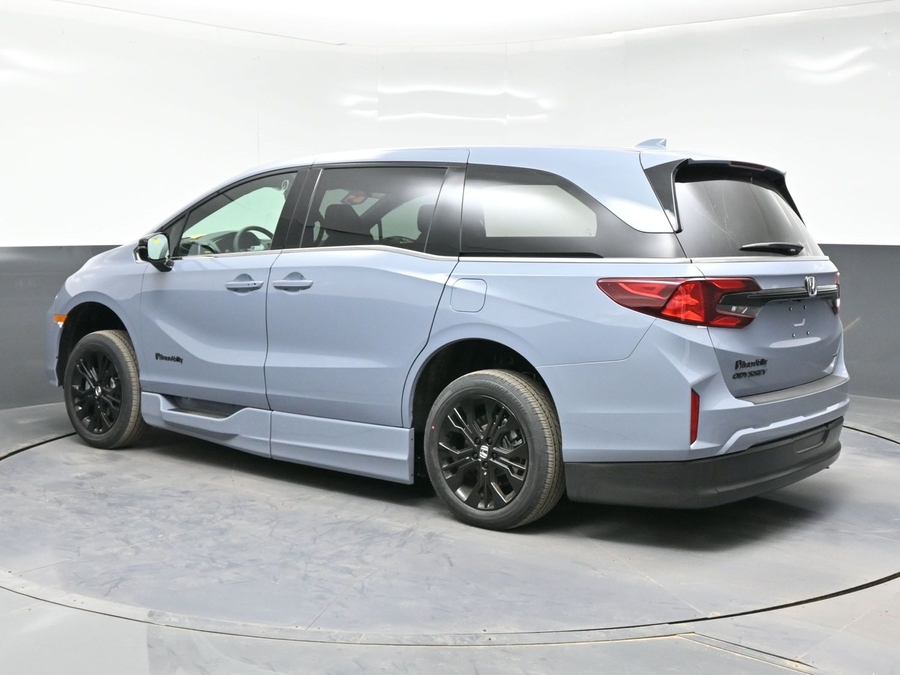 New 2026 Honda Odyssey Sport - BraunAbility Side Entry Entry In Floor Automatic Ramp