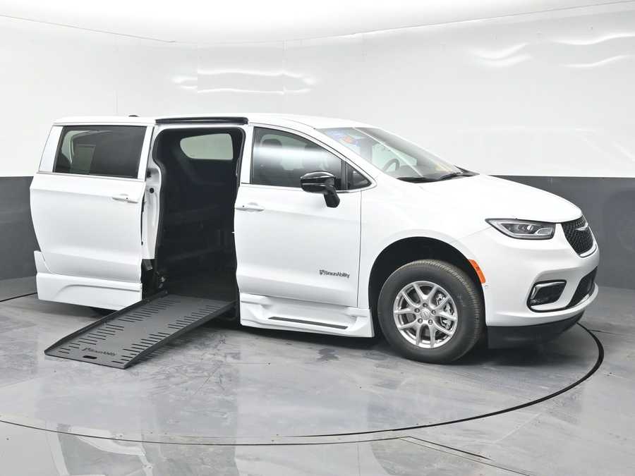 White Chrysler Pacifica with Side Entry Automatic Fold Out ramp