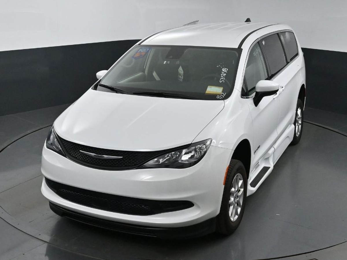 2023 CHRYSLER VOYAGER - Image 23