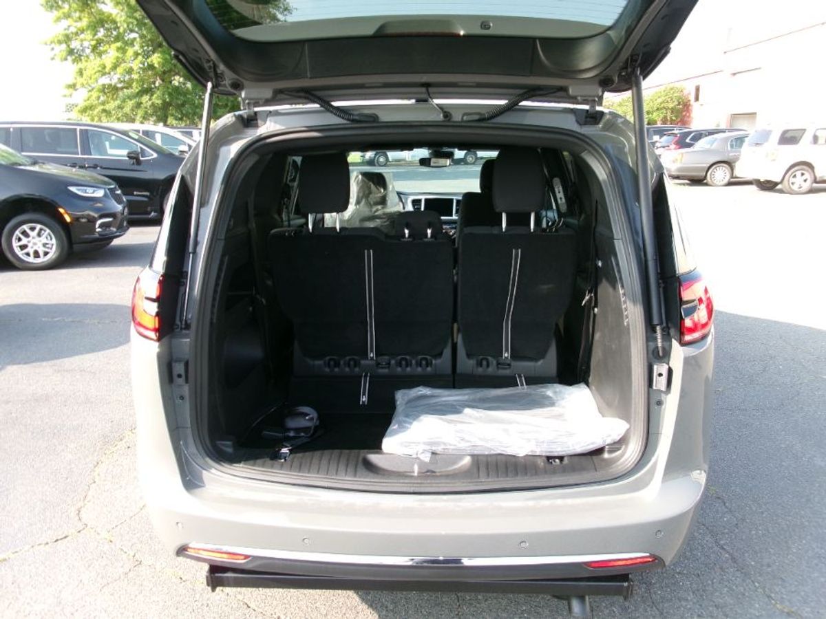Grey Chrysler Pacifica with Side Entry Automatic Fold Out ramp