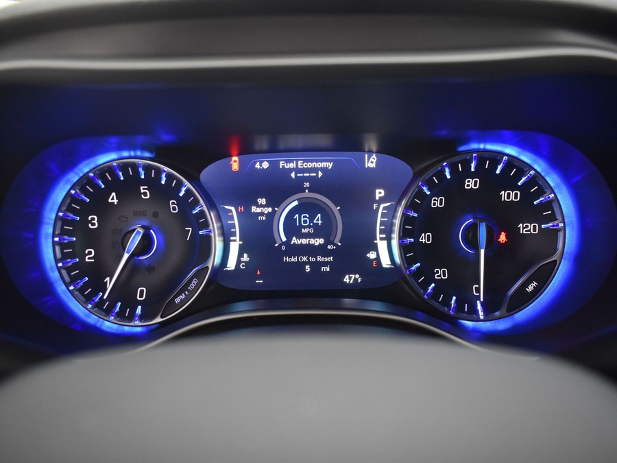 New 2025 Chrysler Pacifica Select Safety - BraunAbility Side Entry Entry Fold Out Automatic Ramp