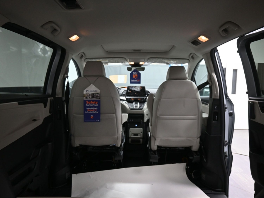 New 2026 Honda Odyssey EX-L - BraunAbility Side Entry Entry In Floor Automatic Ramp