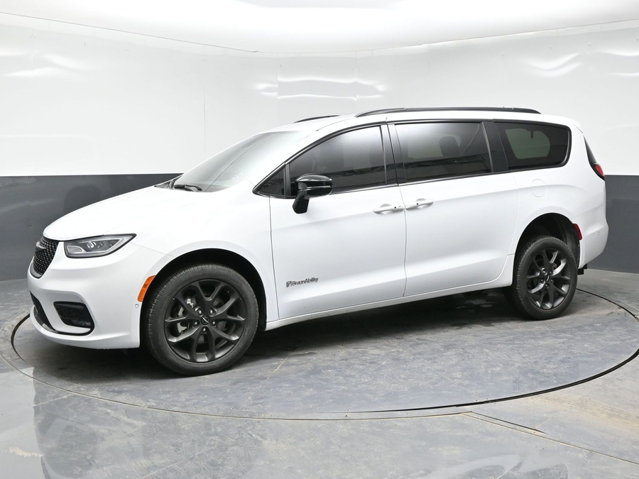 Used 2024 Chrysler Pacifica Touring L - BraunAbility Rear Entry Entry Fold Out Manual Ramp