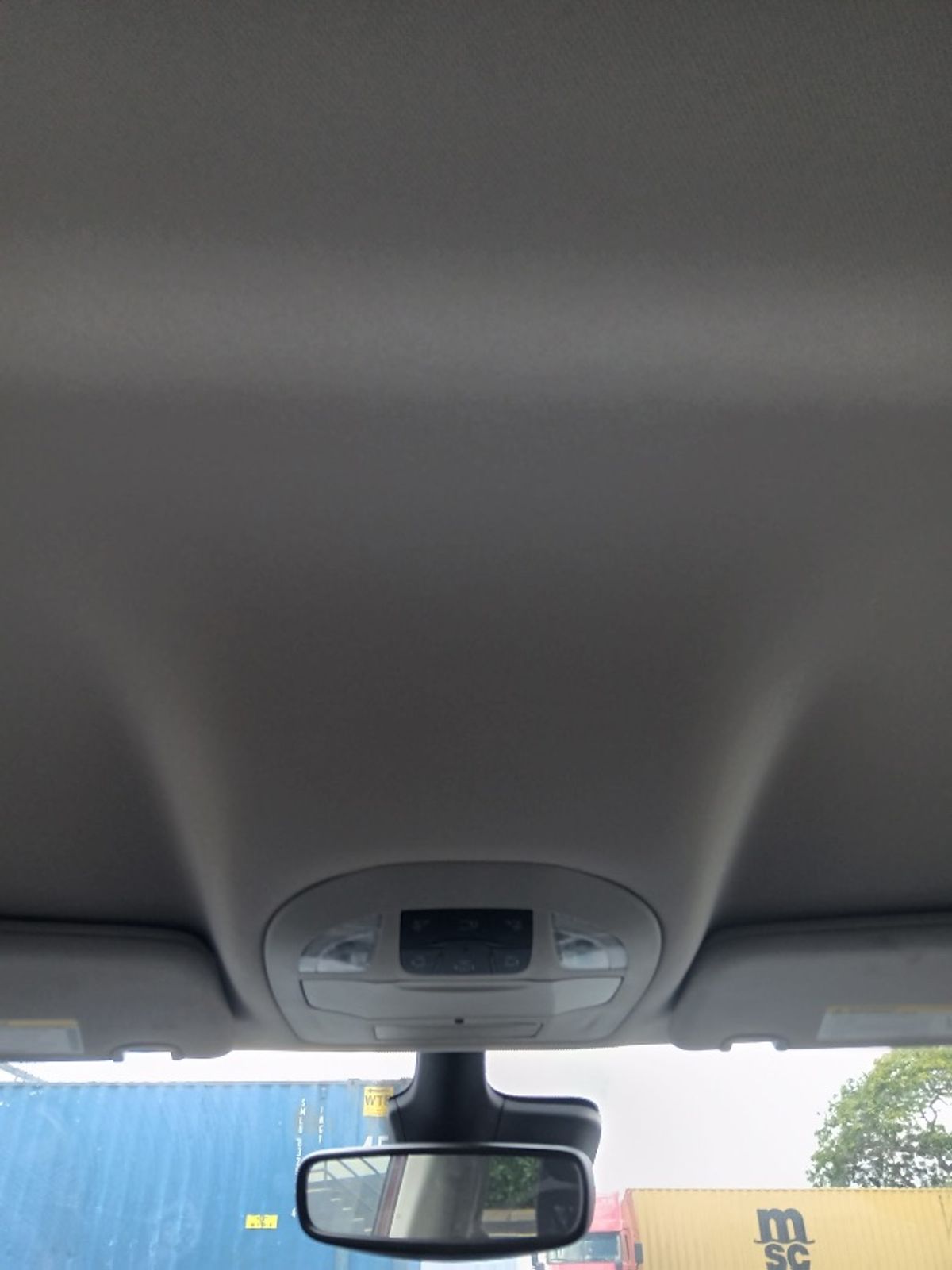 2023 CHRYSLER VOYAGER - Image 4