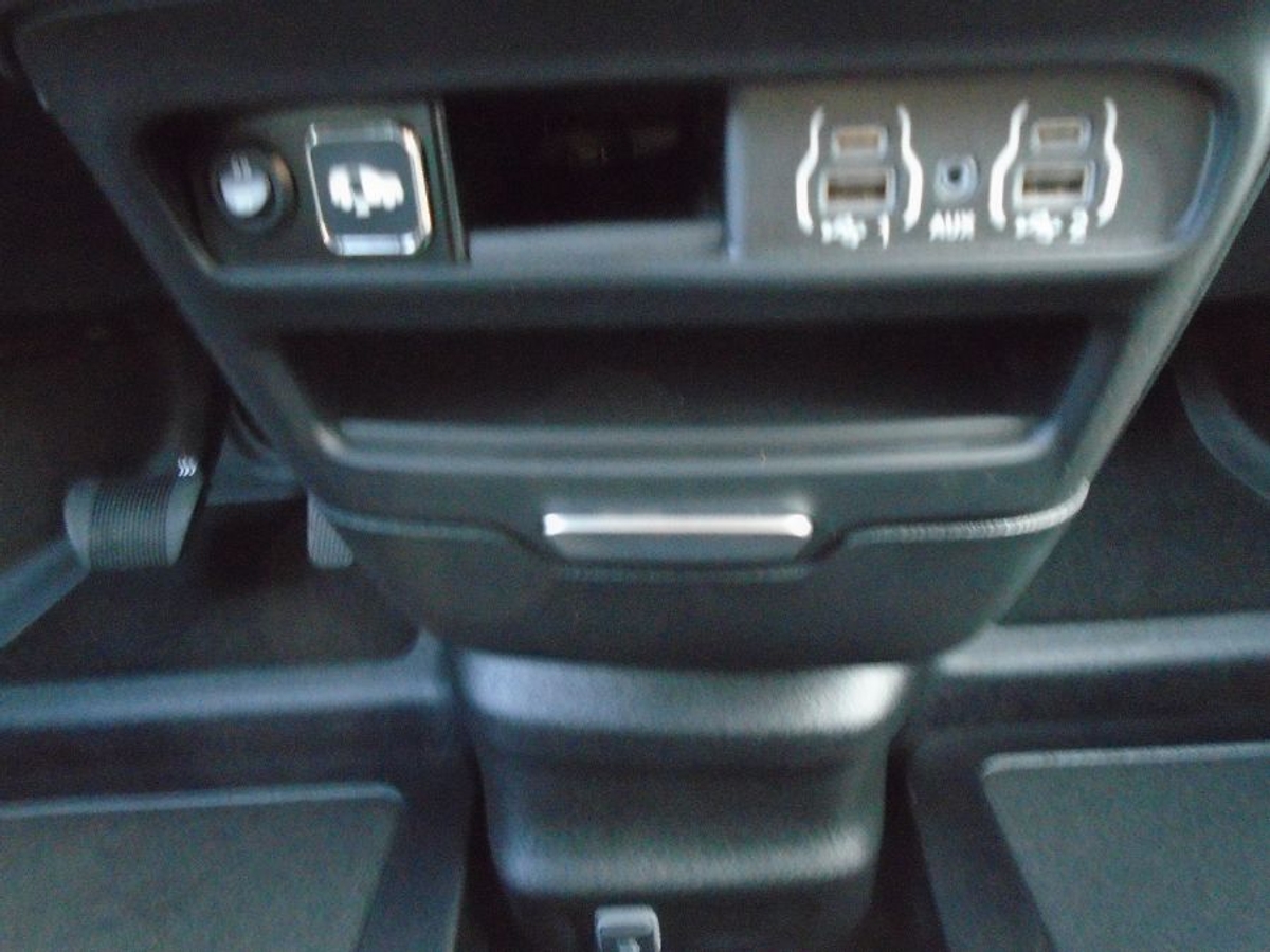 2025 CHRYSLER PACIFICA - Image 6