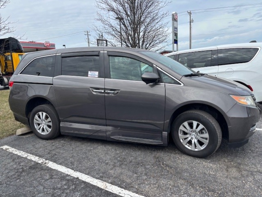 Used 2015 Honda Odyssey EX-L - VMI Side Entry Entry In Floor Automatic Ramp