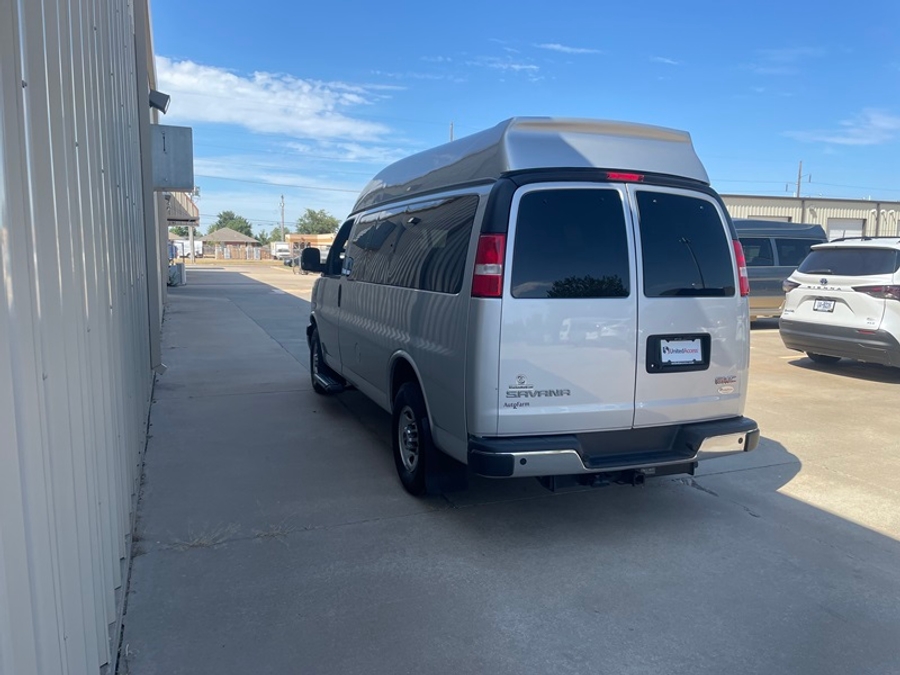 Used 2021 GMC Savana LT 2500 3Door Pass - OTH Side Entry Lift Automatic Ramp