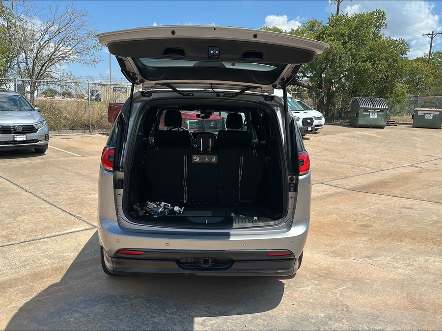Used 2021 Chrysler Pacifica Touring L - BraunAbility Side Entry In Floor Automatic Ramp