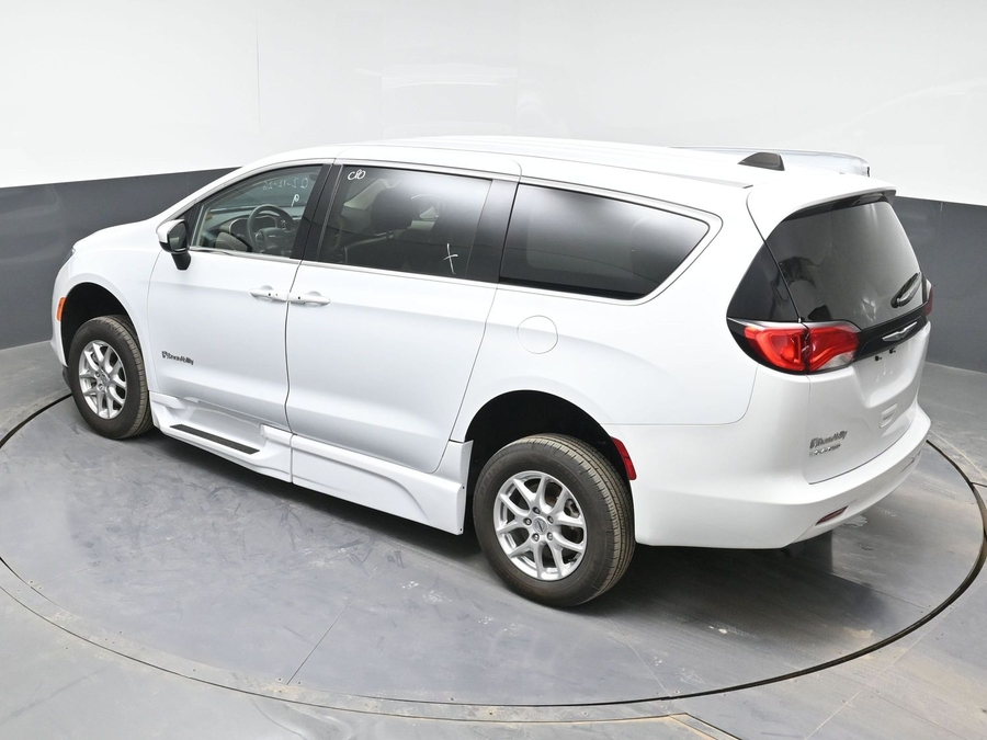 Used 2023 Chrysler Voyager LX - BraunAbility Side Entry Entry In Floor Automatic Ramp