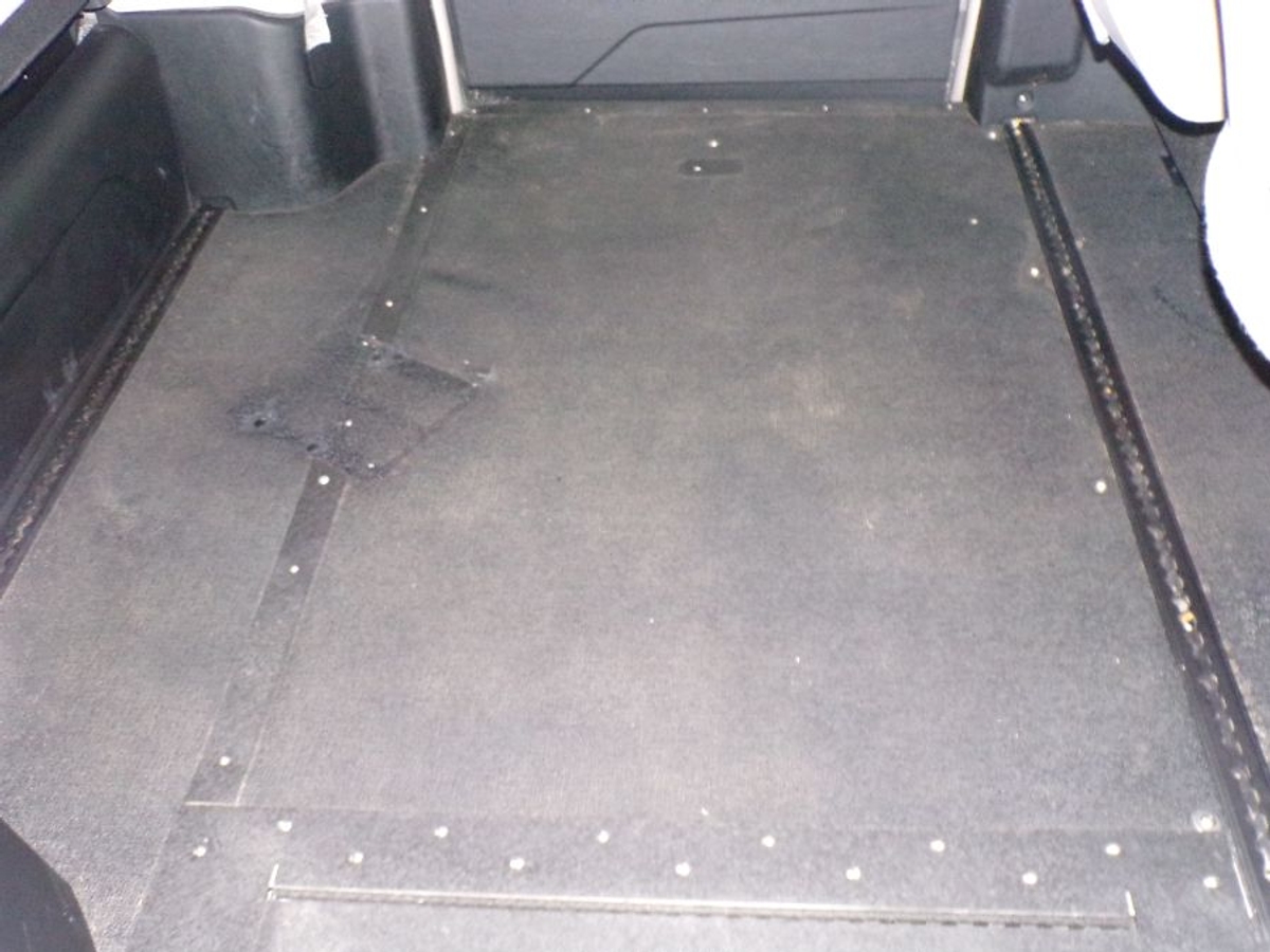 2013 CHRYSLER TOWN AND COUNTRY - Image 10