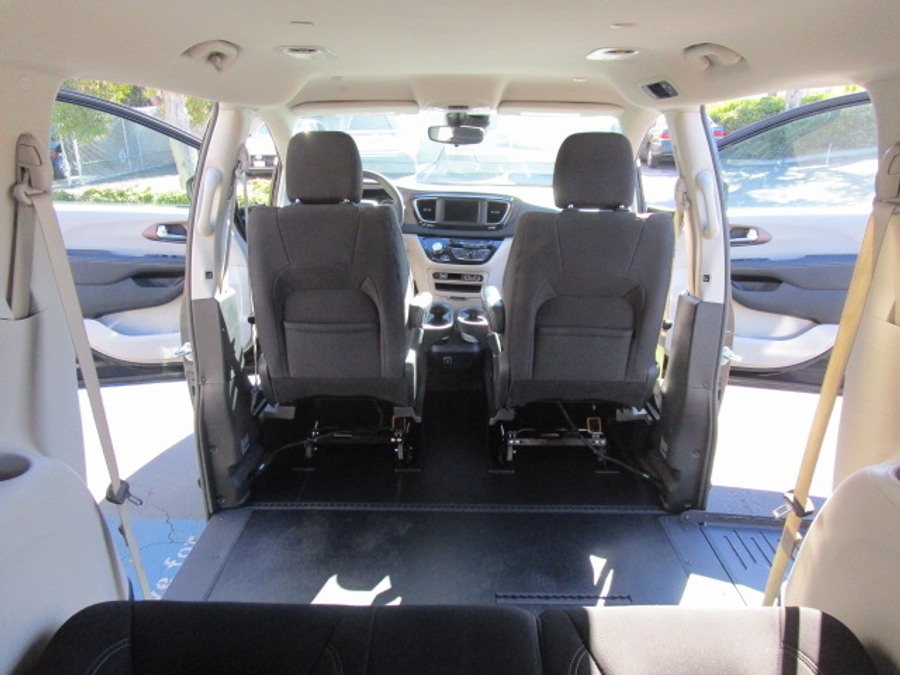 Used 2023 Chrysler Voyager LX - BraunAbility Side Entry Entry Fold Out Automatic Ramp