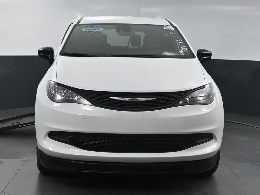 New 2025 Chrysler Voyager LX - BraunAbility Commercial Side Entry Entry Fold Out Manual Ramp