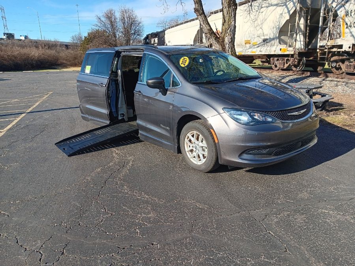 2021 CHRYSLER VOYAGER - Image 16