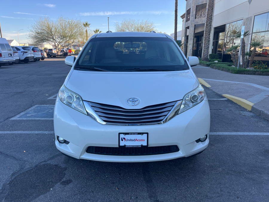 Used 2015 Toyota Sienna XLE Premium - VMI Side Entry Entry In Floor Automatic Ramp