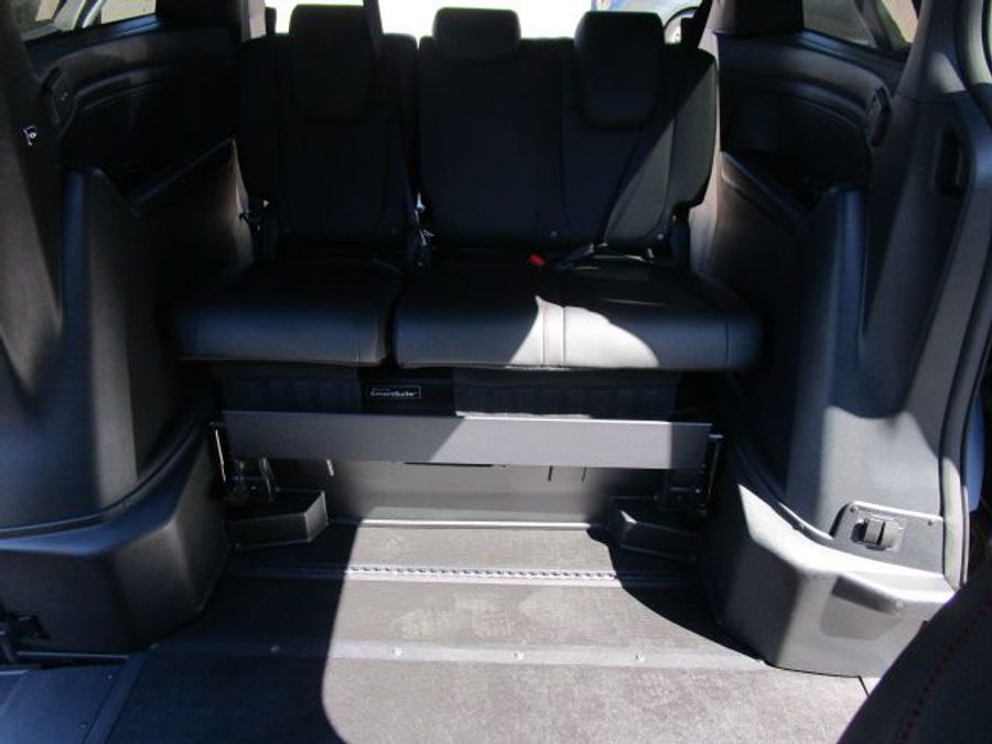 New 2025 Honda Odyssey Sport - BraunAbility Side Entry Entry In Floor Automatic Ramp