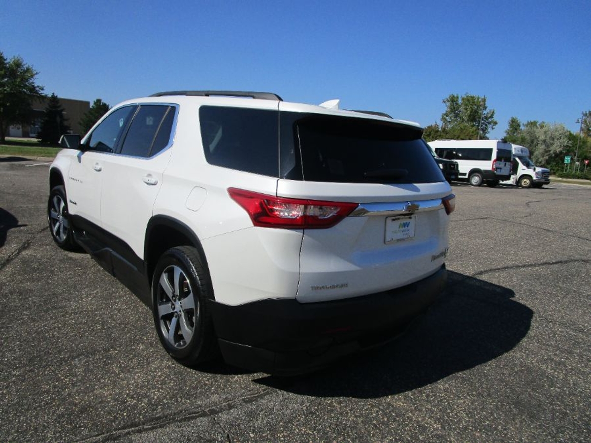 2021 CHEVROLET TRAVERSE - Image 3