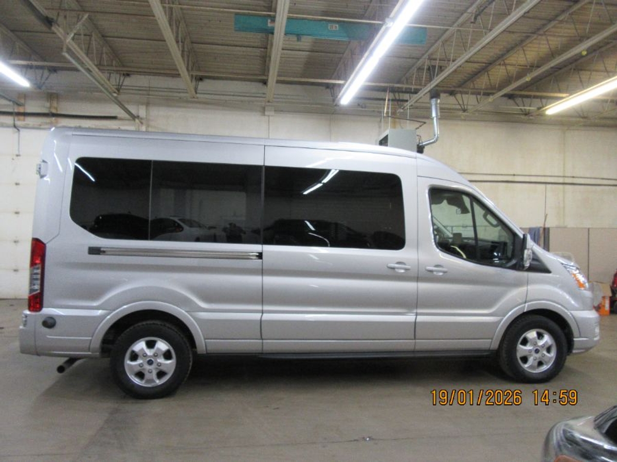 Silver Ford T250 image number 16