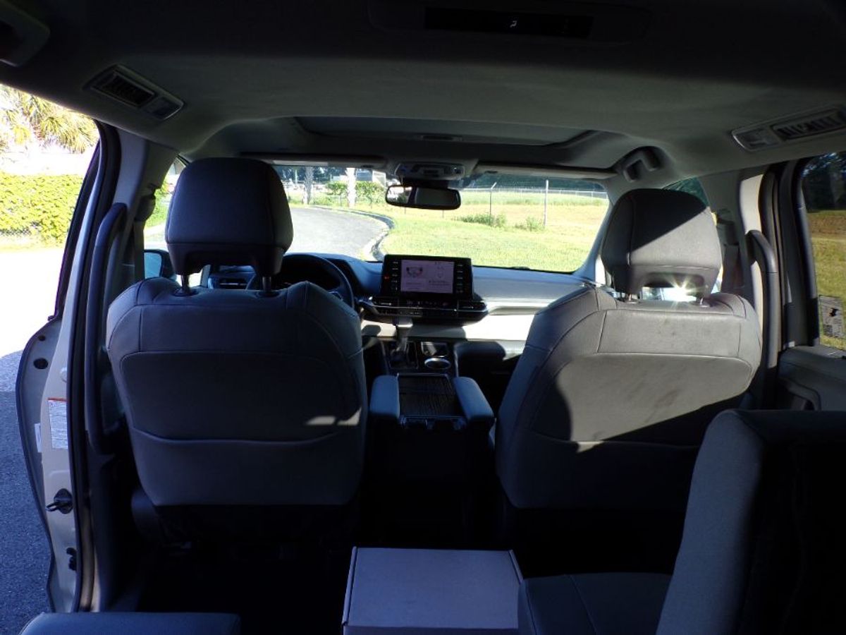 2024 TOYOTA SIENNA - Image 16