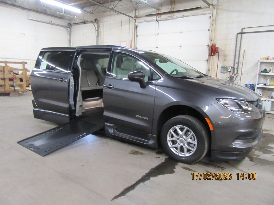2021 CHRYSLER VOYAGER - Image 43