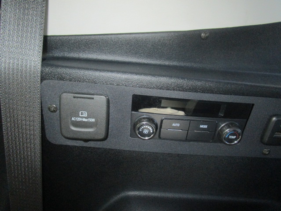 Used 2021 Chevrolet Traverse 3LT - BraunAbility Side Entry In Floor Automatic Ramp