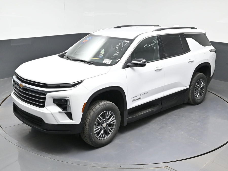New 2026 Chevrolet Traverse 1LT - BraunAbility Side Entry Entry In Floor Automatic Ramp