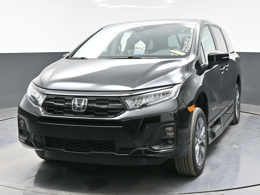 New 2026 Honda Odyssey Touring - BraunAbility Side Entry In Floor Automatic Ramp
