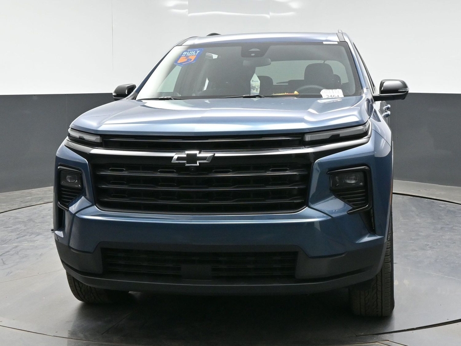 New 2025 Chevrolet Traverse 1LT Midnight - BraunAbility Side Entry Entry In Floor Automatic Ramp