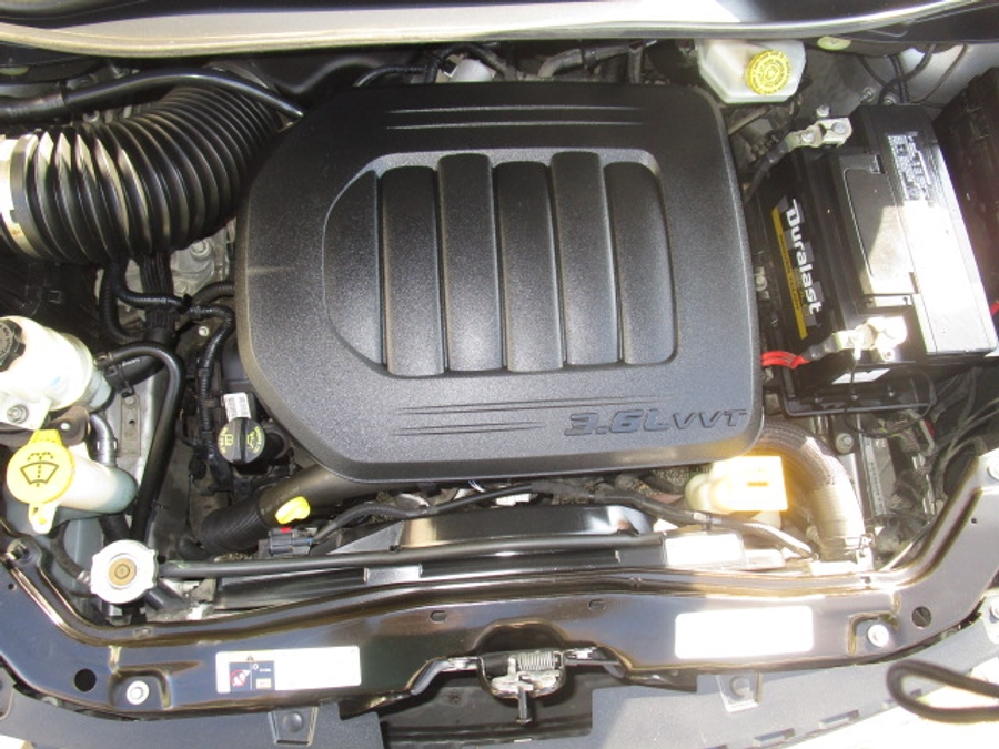 Used 2019 Dodge Grand Caravan SXT - VMI Side Entry Entry Fold Out Automatic Ramp