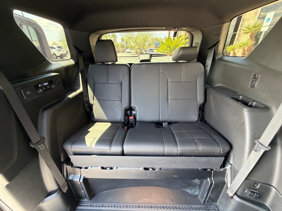 Used 2023 Chevrolet Traverse 2LT - BraunAbility Side Entry In Floor Automatic Ramp