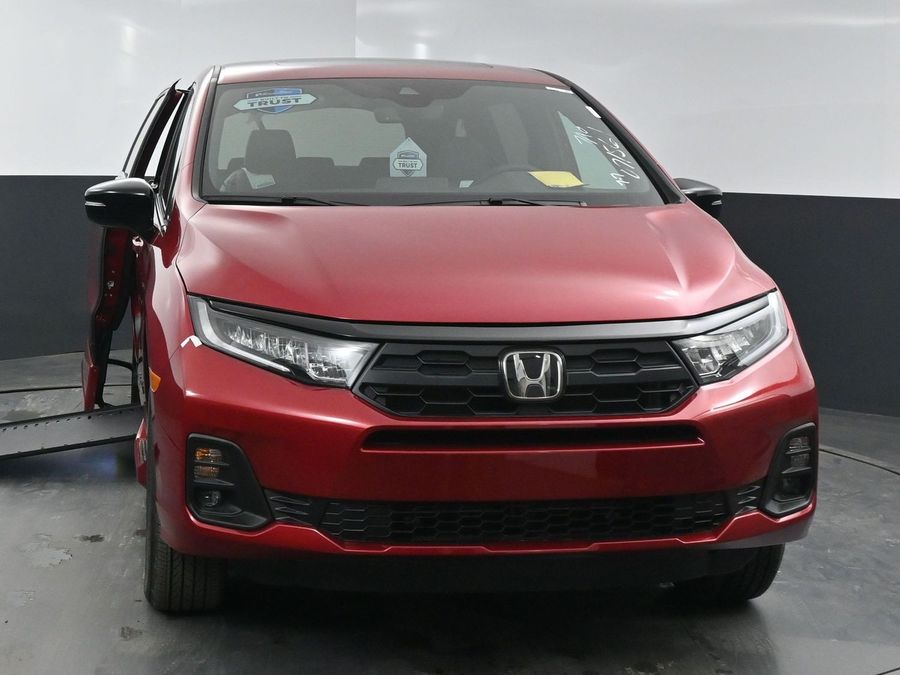 New 2025 Honda Odyssey Sport - BraunAbility Side Entry Entry In Floor Automatic Ramp