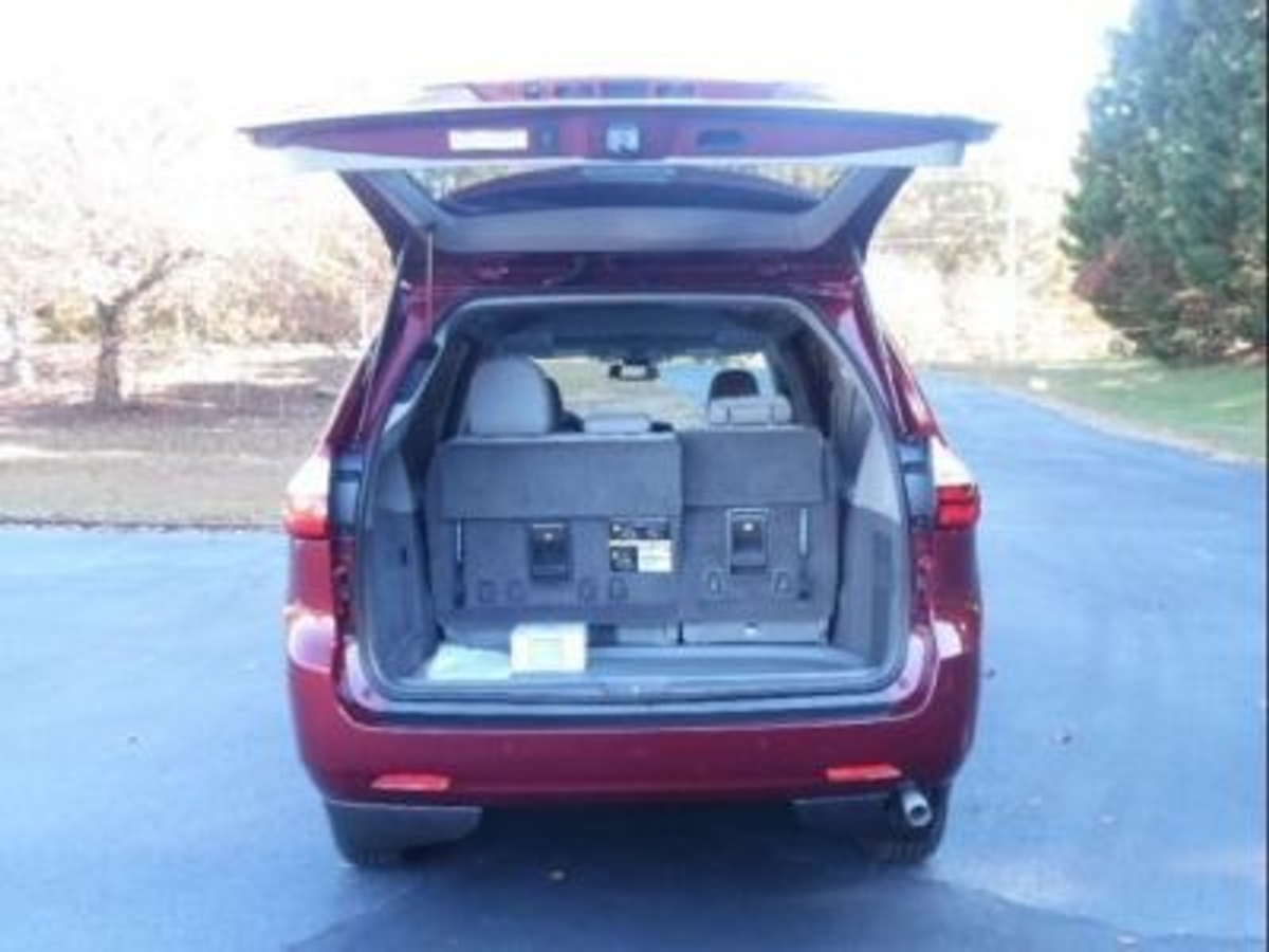 2019 TOYOTA SIENNA - Image 7