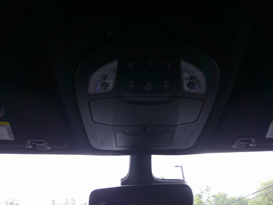 Grey Chrysler Pacifica image number 17
