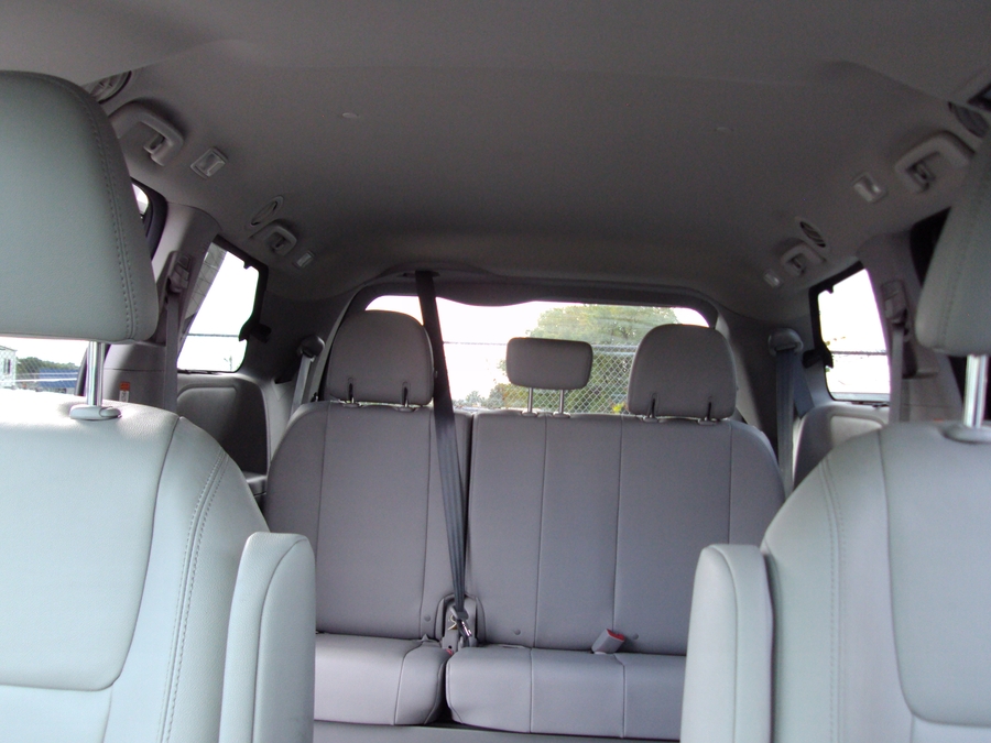 Used 2020 Toyota Sienna XLE - VMI Side Entry In Floor Automatic Ramp