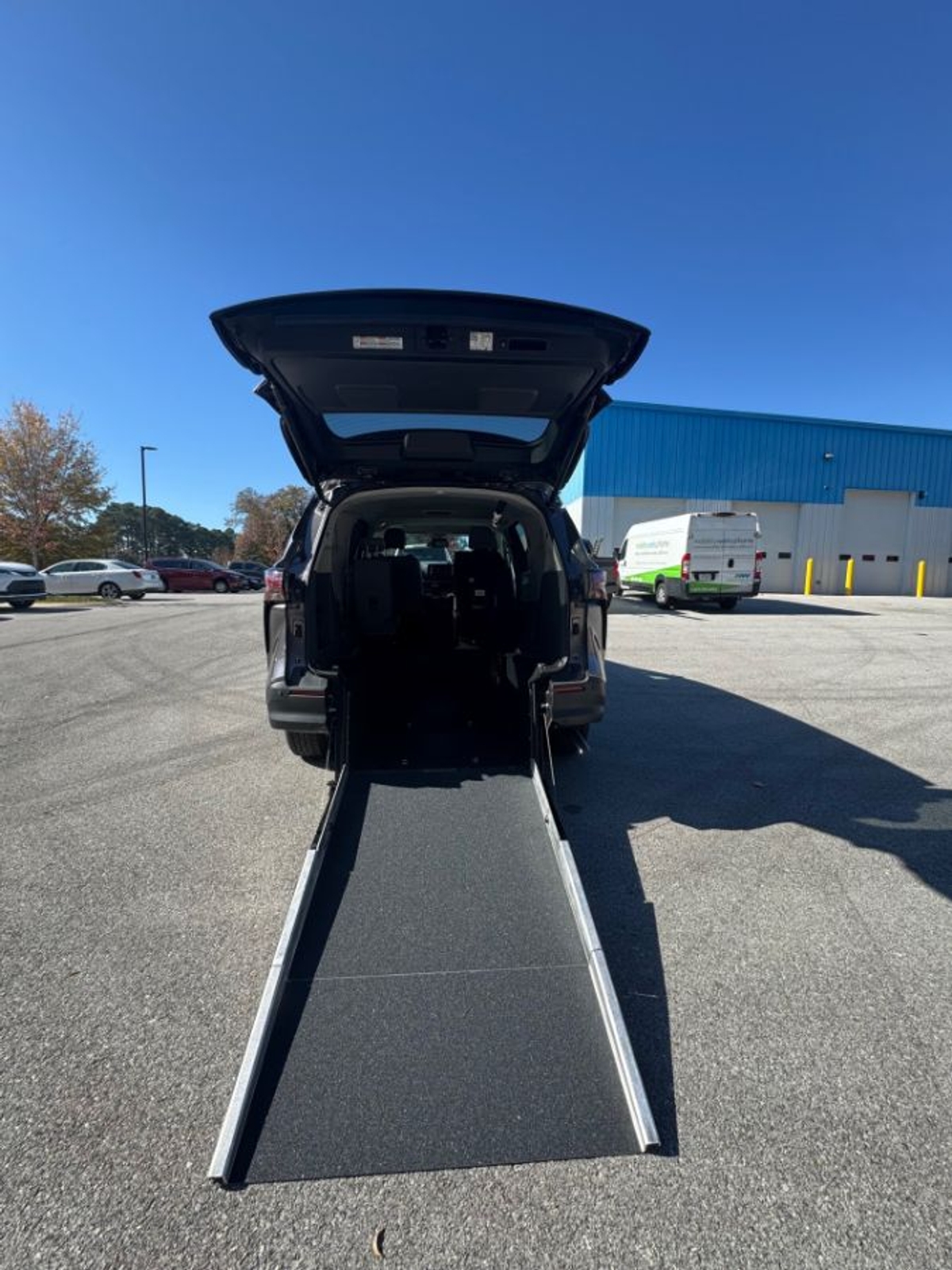 2024 TOYOTA SIENNA - Image 4