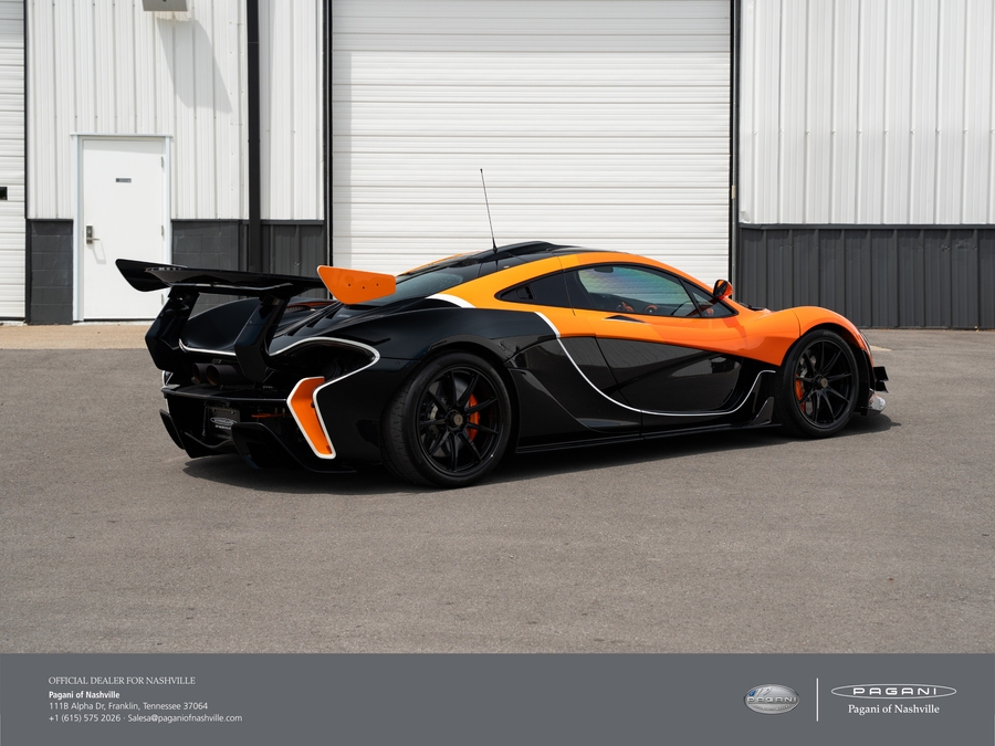 2015 McLaren P1