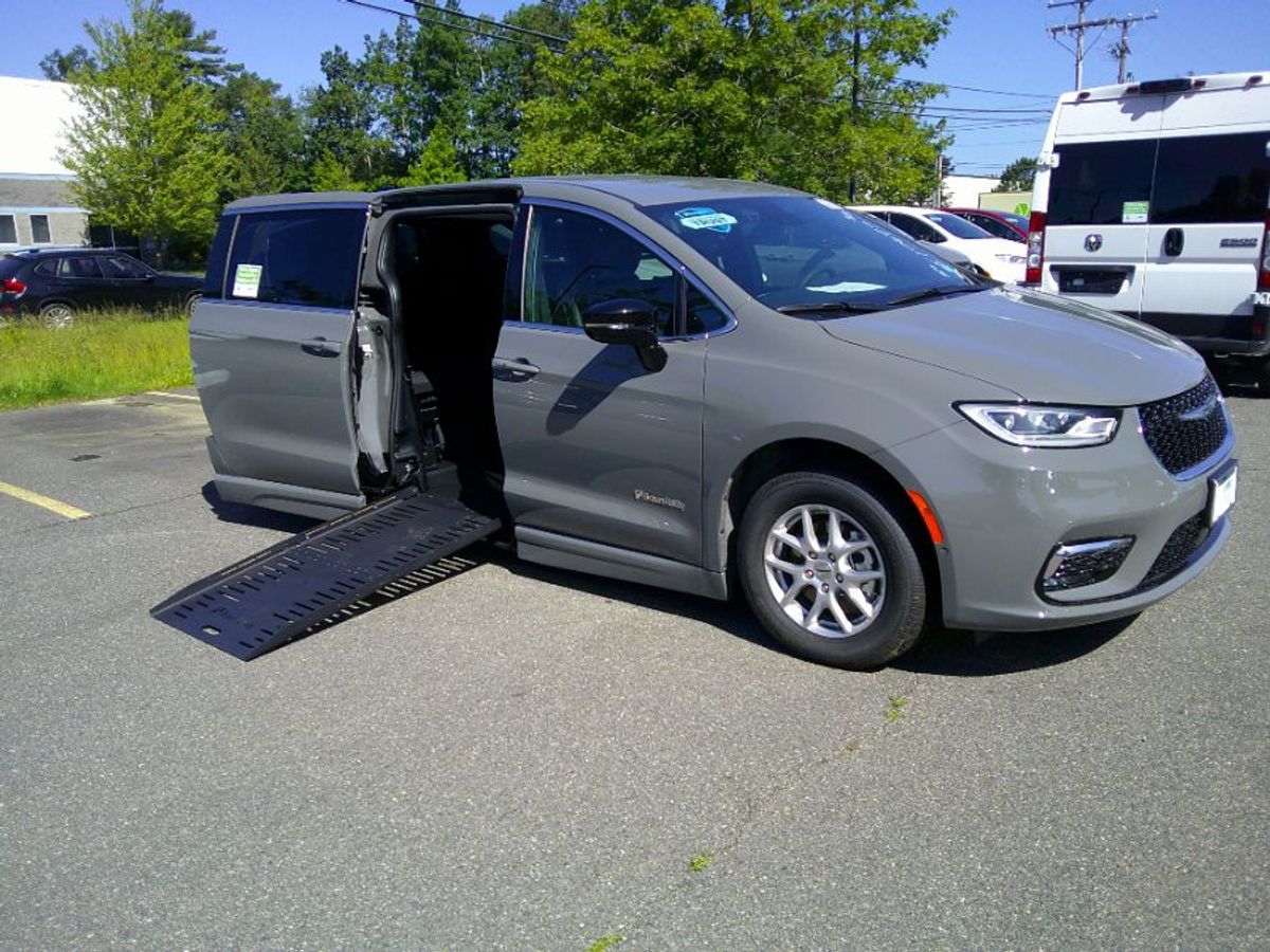 Grey Chrysler Pacifica with Side Entry Automatic Fold Out ramp