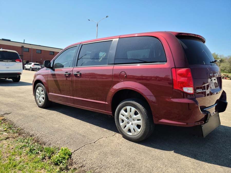 Used 2019 Dodge Grand Caravan SE - International Mobility Rear Entry Entry Fold Out Manual Ramp
