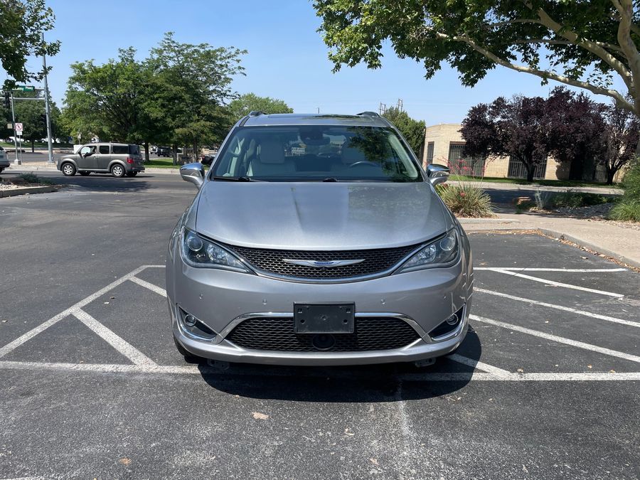 Used 2019 Chrysler Pacifica Limited - ROLLX Side Entry Entry Fold Out Manual Ramp