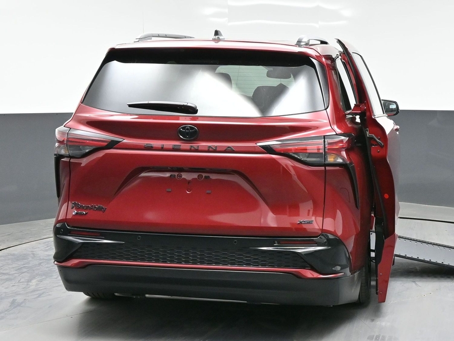 New 2026 Toyota Sienna Hybrid XSE Sport - BraunAbility Side Entry In Floor Automatic Ramp